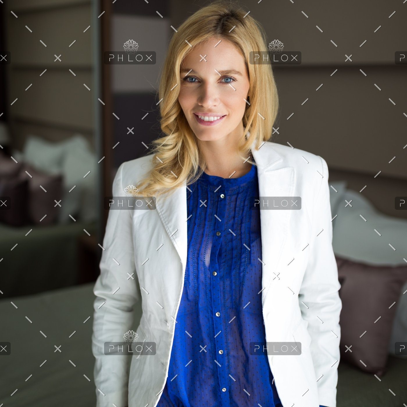 demo-attachment-133-portrait-of-attractive-businesswoman-in-hotel-M2LSR4J